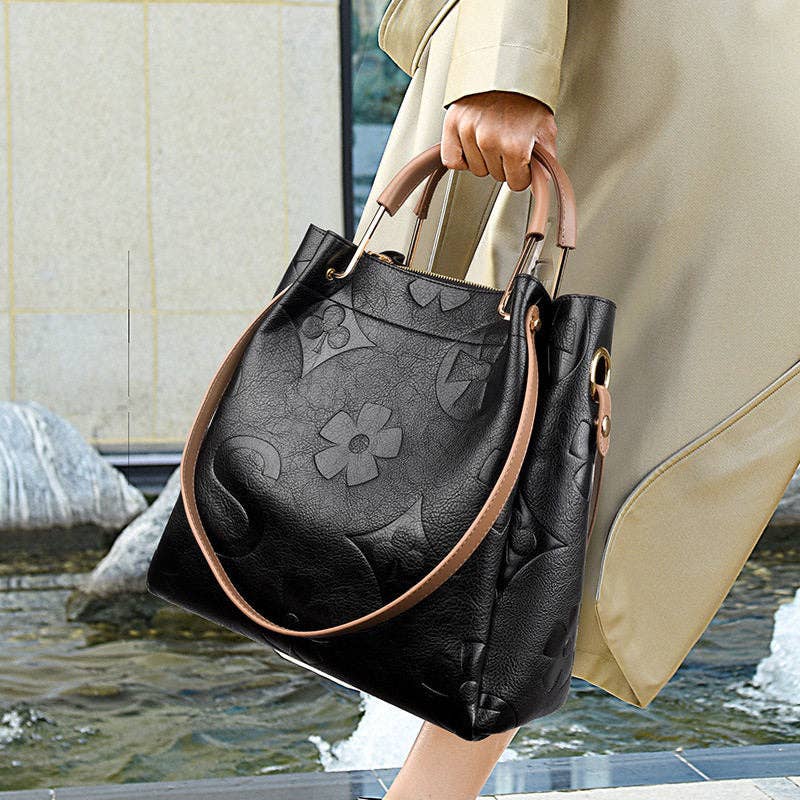 The Monroe Carryall Bag